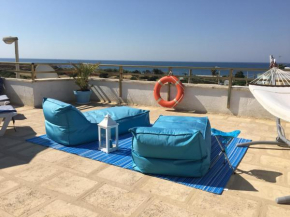 Отель Casa Bianca & BLU a due passi dal mare  Лидо Марини